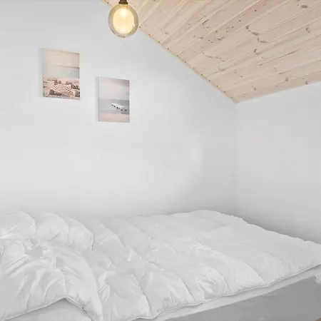 Ha332-hals-lovsangervej-4 Holiday home *