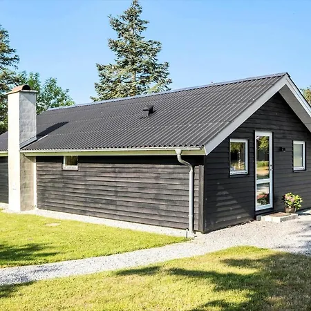 Ha332-hals-lovsangervej-4 Holiday home Hals